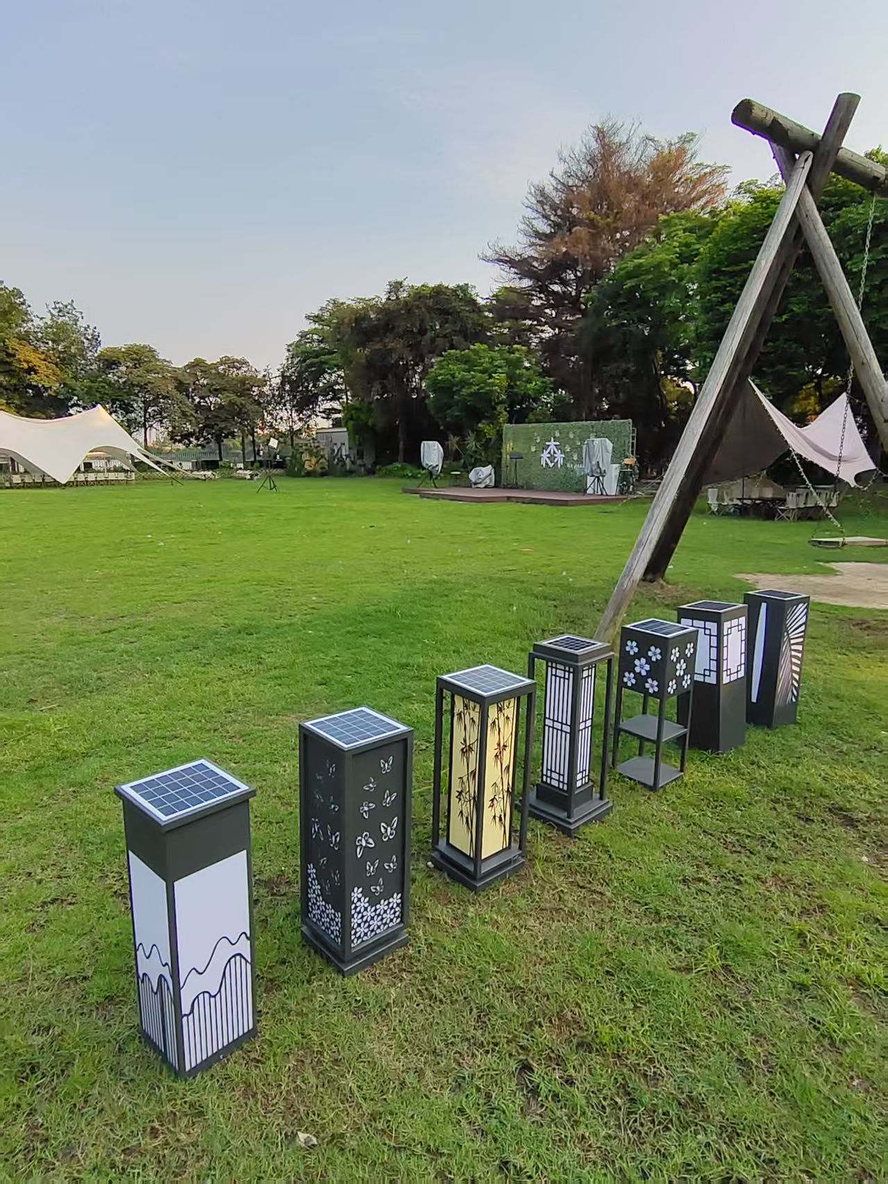 户外太阳能草坪灯