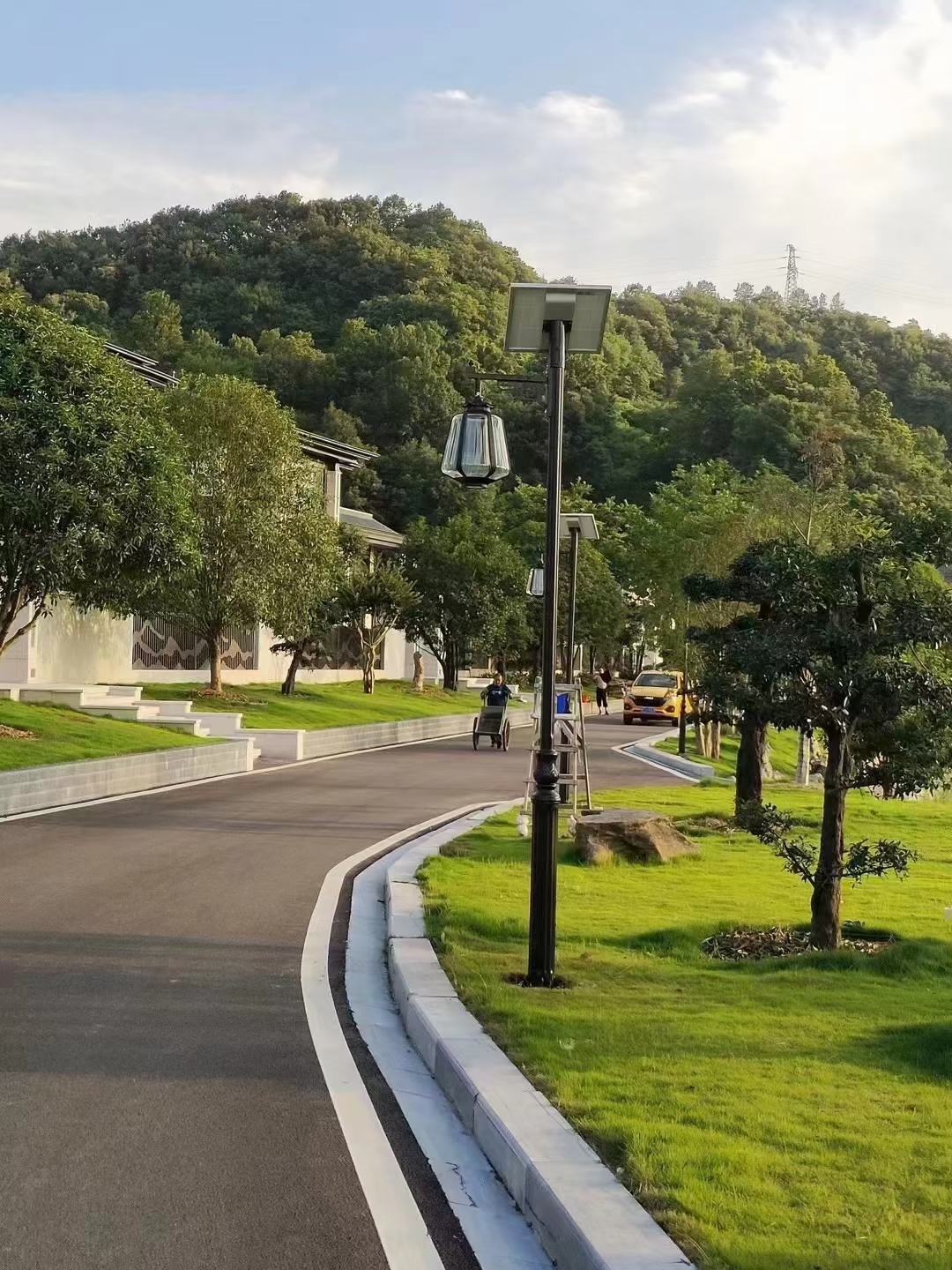 户外太阳能庭院灯，LED庭院灯，欧式户外太阳能庭院灯