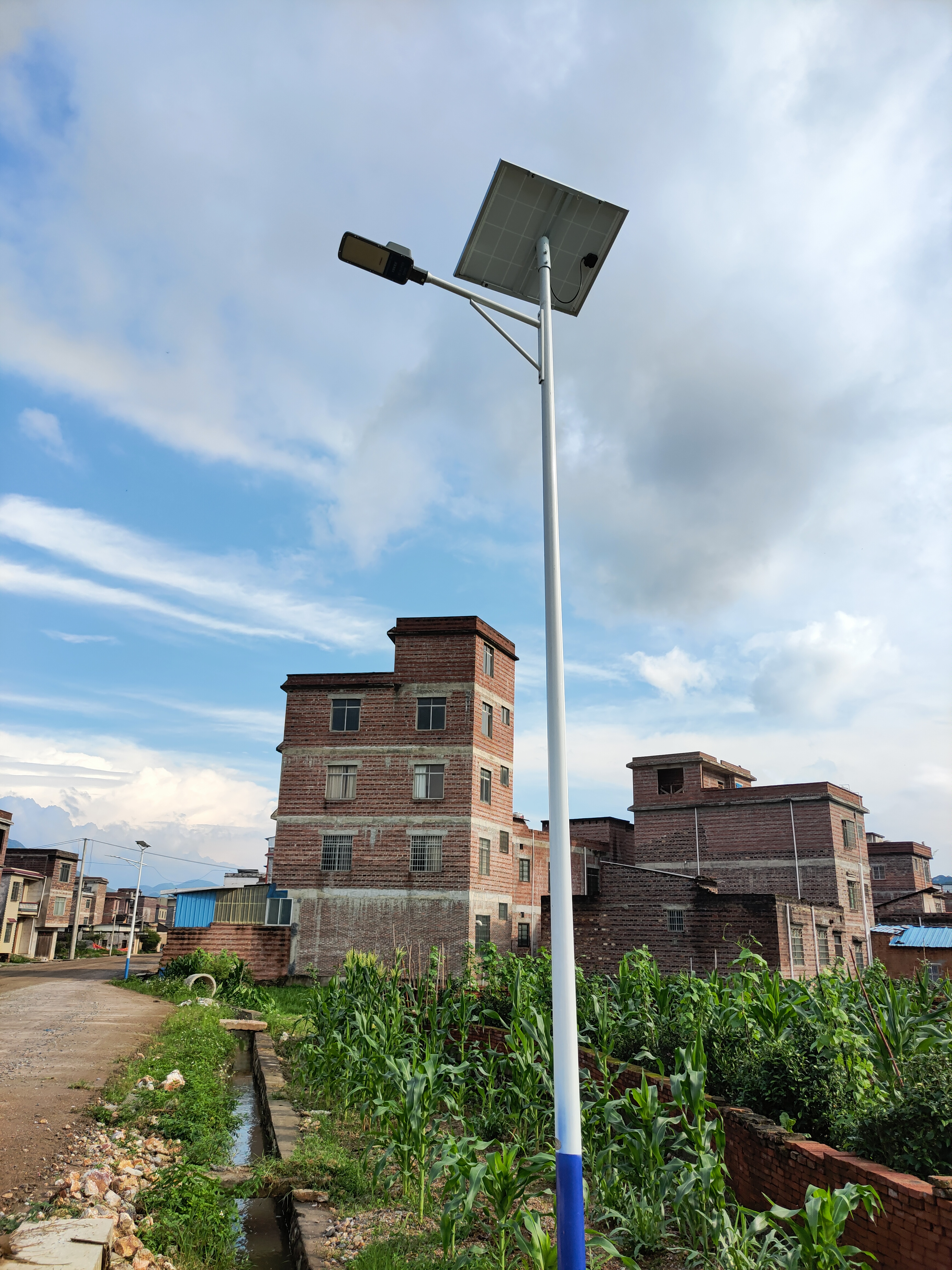 户外太阳能路灯